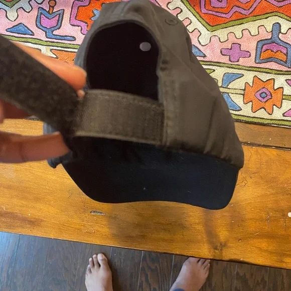 Pleasures Do not disturb hat perfect condition - Picture 7 of 8